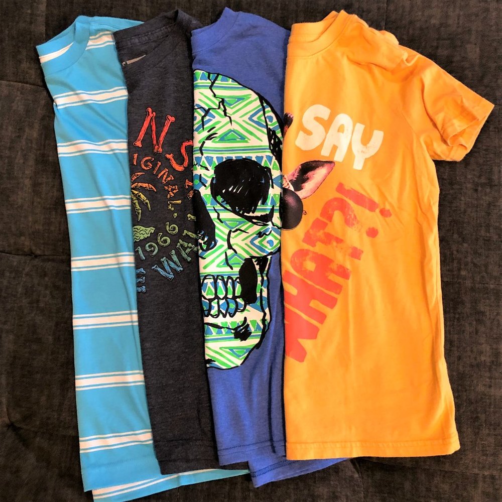 BOYS Med/Large T-SHIRT BUNDLE of 4
